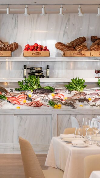 Untitled (300 x 600 px) (3000 x 5000 px).jpg