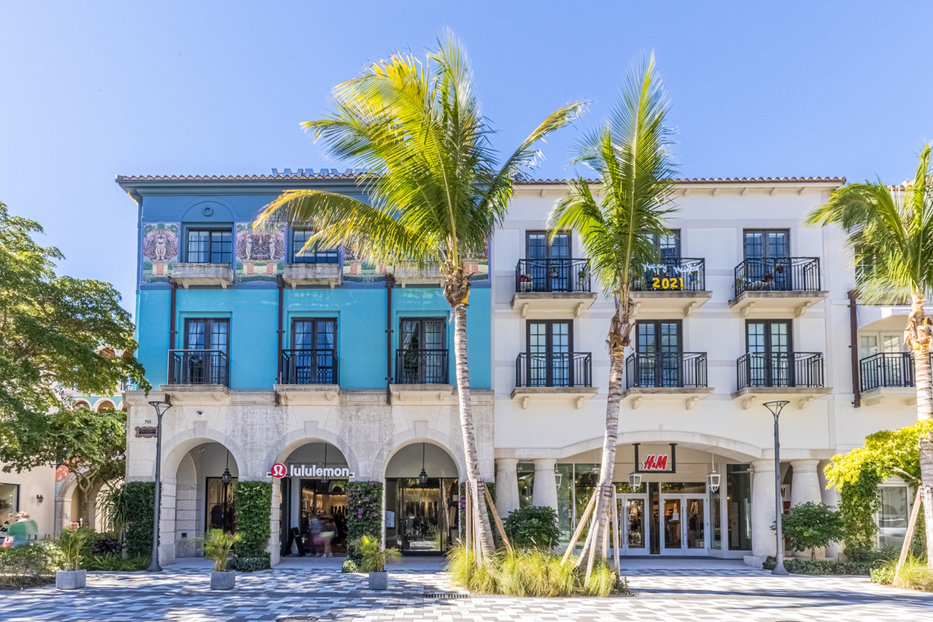 related-southeast-properties-landscape-2021_rosemary avenue_courtesy of indiehousefilms (7).jpg